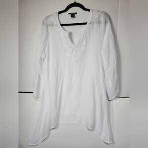 Robert Louis White Crochet-Trim Tunic Top